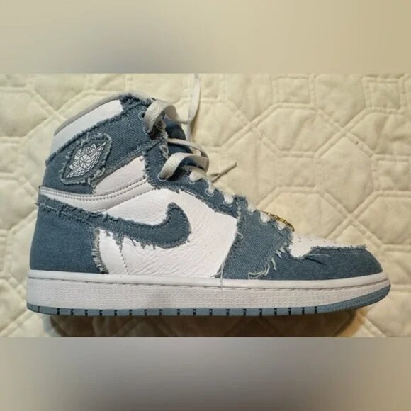 Size 9.5 - Air Jordan Wmns Air Jordan 1 Retro High OG 'Denim with box - Picture 2 of 7